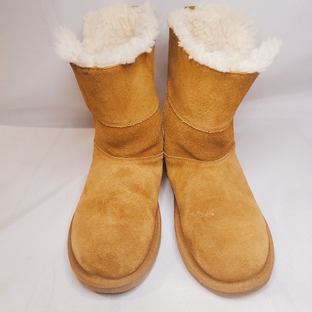 KOOLABURRA by UGG  Tan Girls Boots Size 4